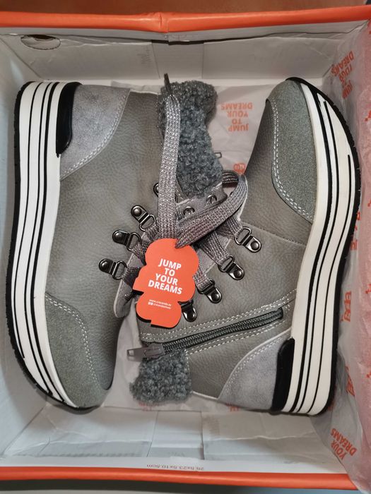 Bota para menina - Crescendo