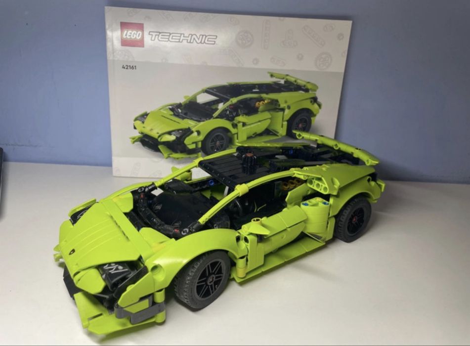 Lego Technic 42161 Lamborghini Huracán Tecnica