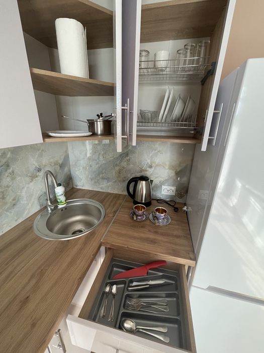 Подобову 1кім. квартира, люкс, в новобудові біля ж.д вокзалу