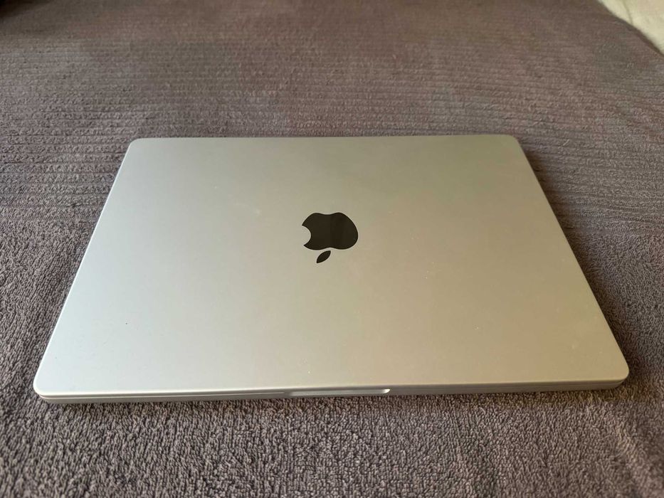 MacBook Pro 14” 2023 M2 Max 32GB RAM 1TB SSD