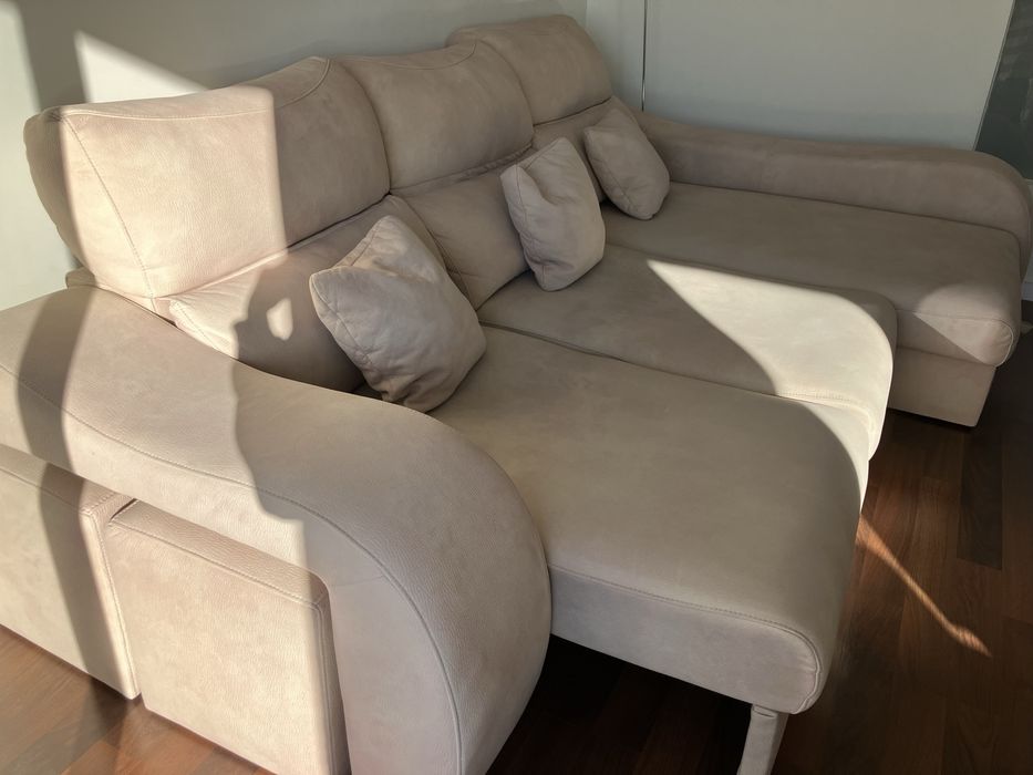 Sofá de canto direito 4/5 lugares bege OKSofás