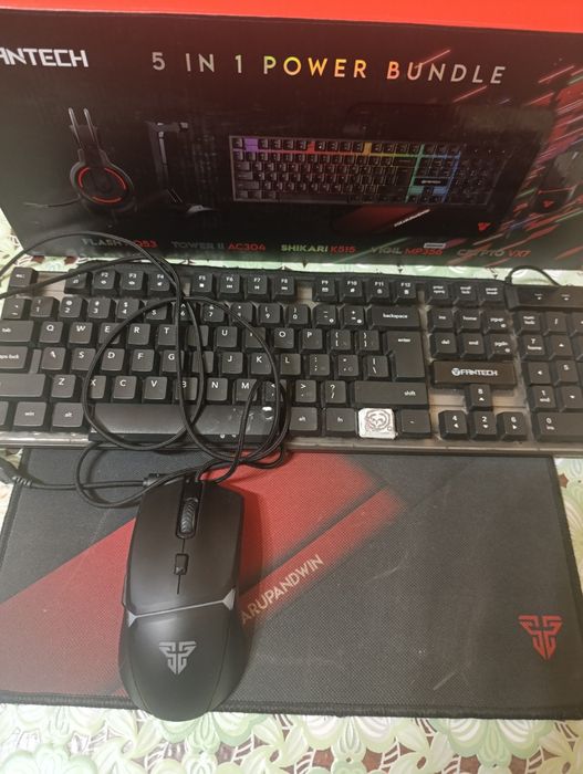 Продам клавиатуру и мышь