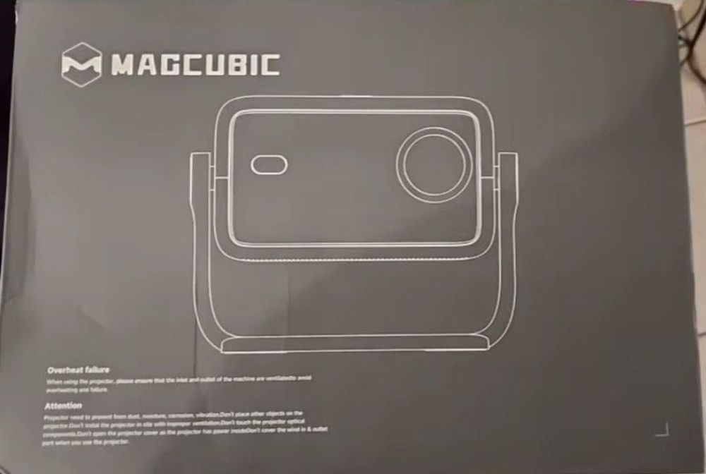 Nowy projektor Magcubic LO 18