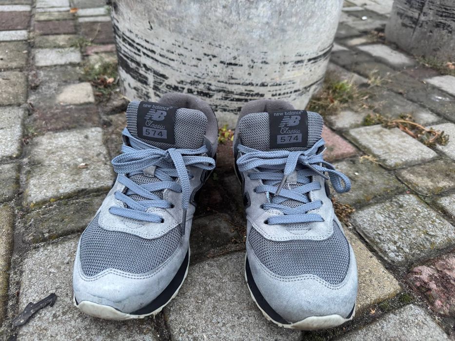 кросівки new balance