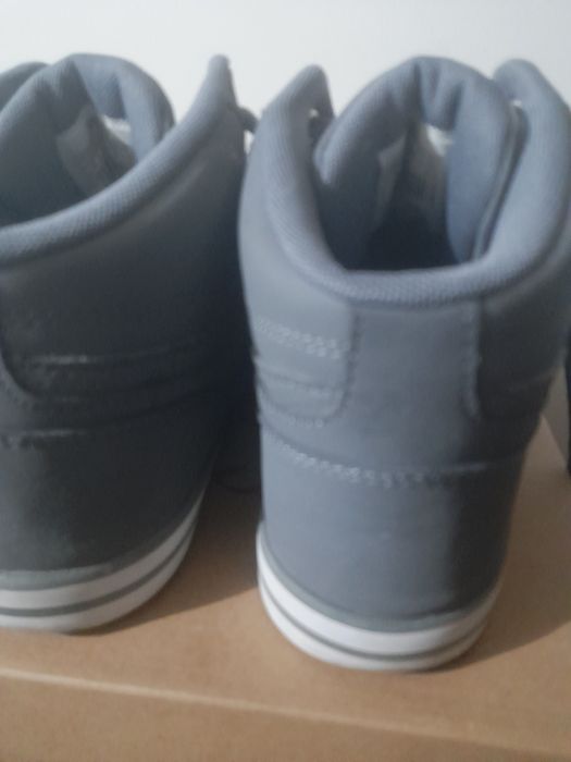 Sapatilhas Lonsdale como novas