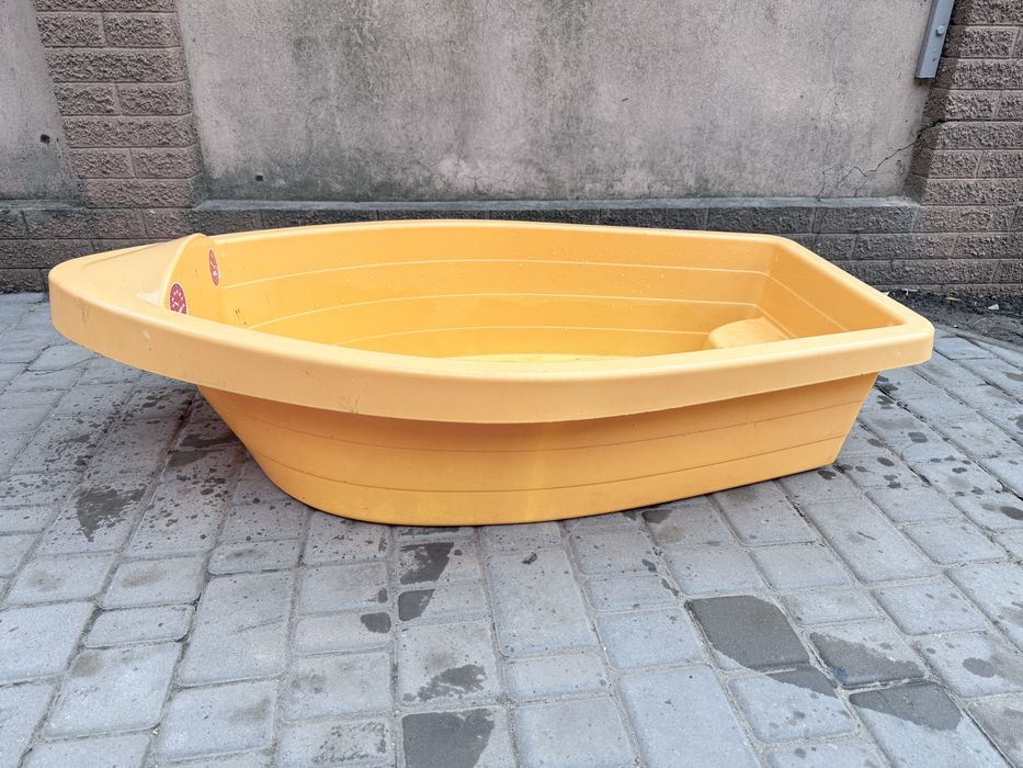 Продам песочницу лодку