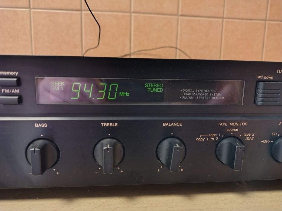 Amplituner Harman Kardon HK 440 i