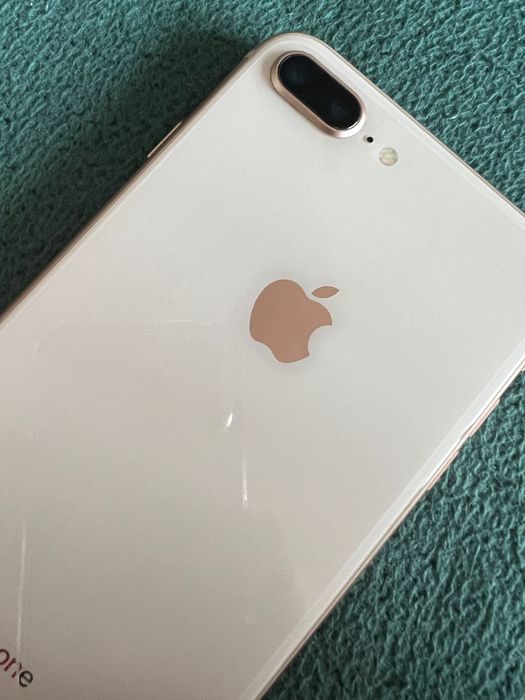 iPhone 8 Plus Brand New425562232640000005