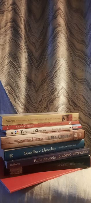 Livros de vários autores