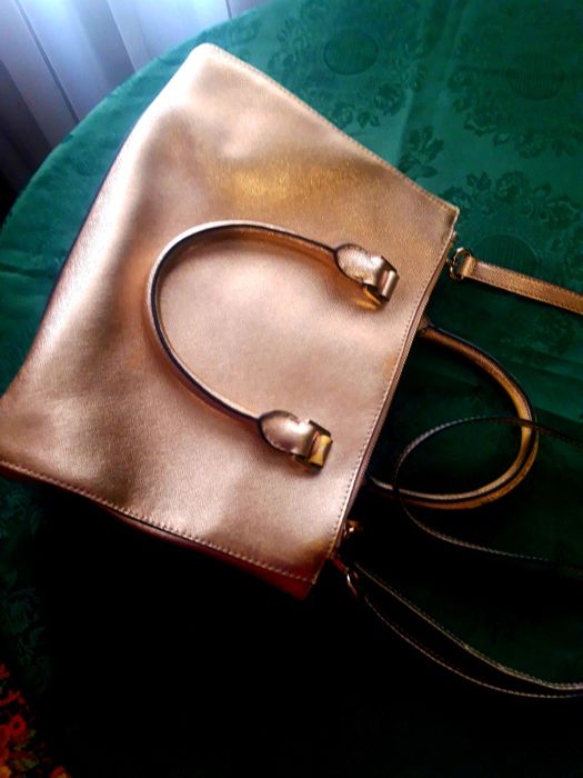Сумка золотистого кольору MICHAEL KORS