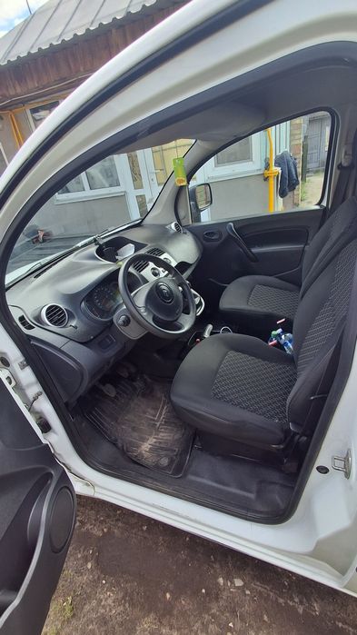 Renault kangoo 2011 1.5  продам