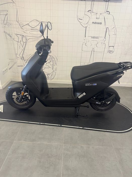 Honda F  Elétrica - carta de automóvel