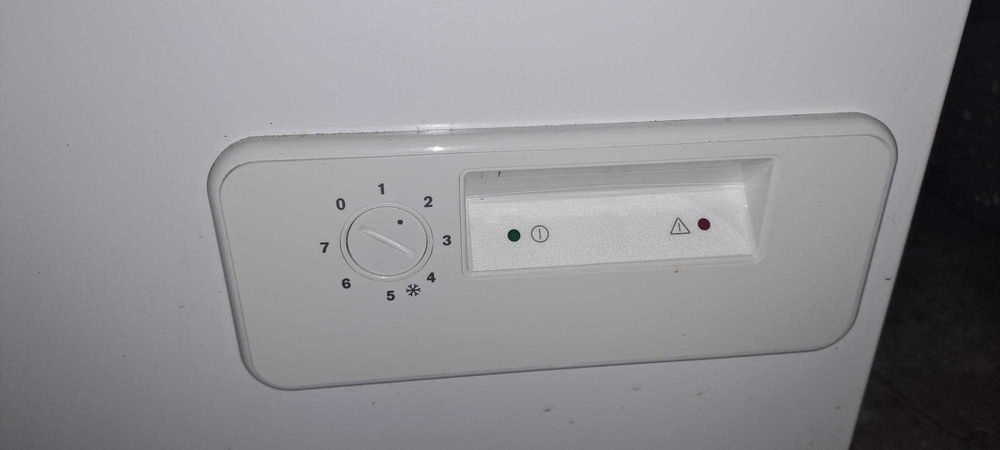 Arca Congeladora Horizontal de 260 litros ZANUSSI