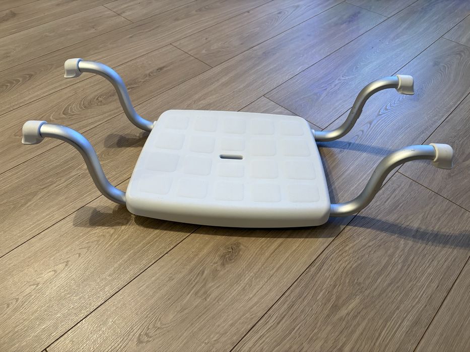 Krzeselko, krzeslo wannowe, do wanny.