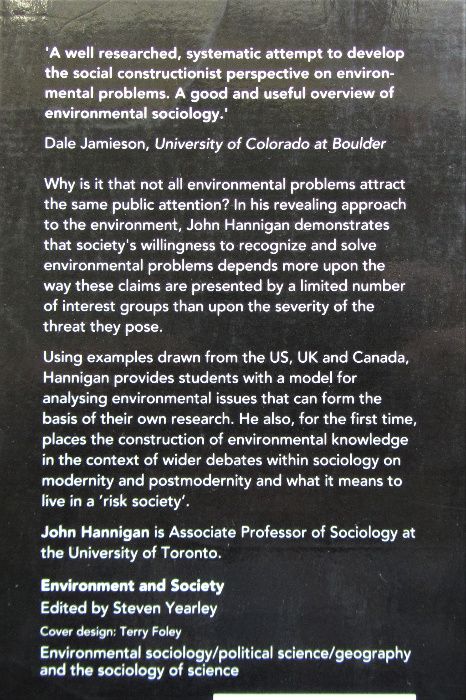 Livro "Environmental Sociology: A Social Constructionist Perspective"