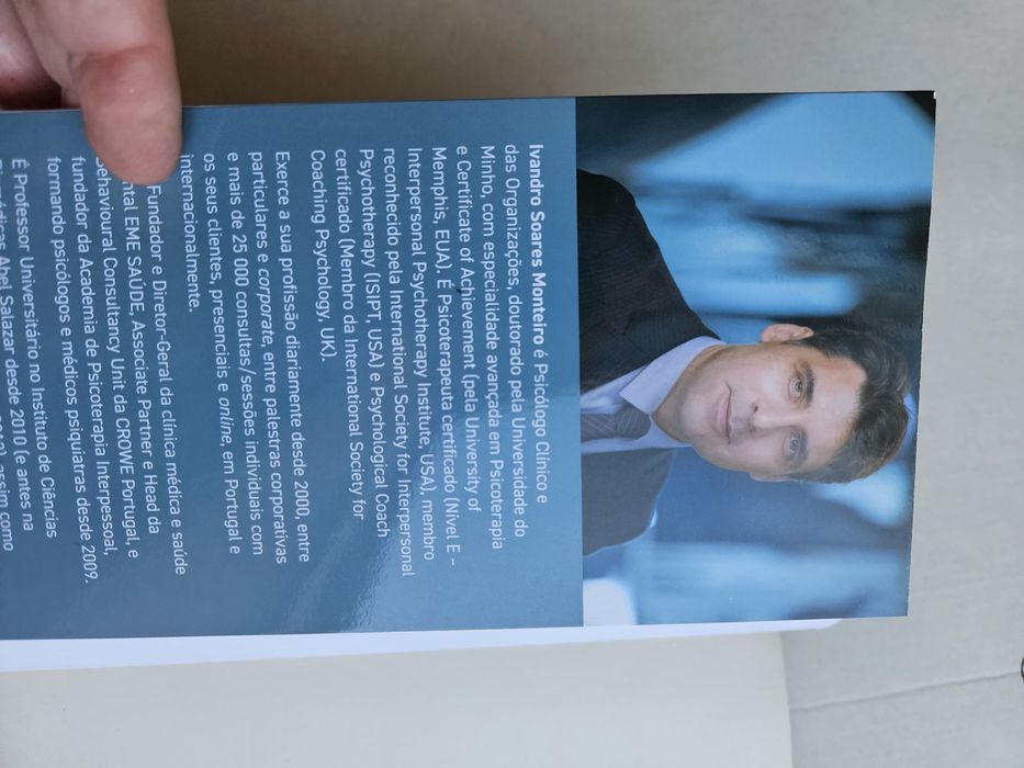 Livro Mudamos Pelo Que Fazemos Novo de Ivandro Monteiro