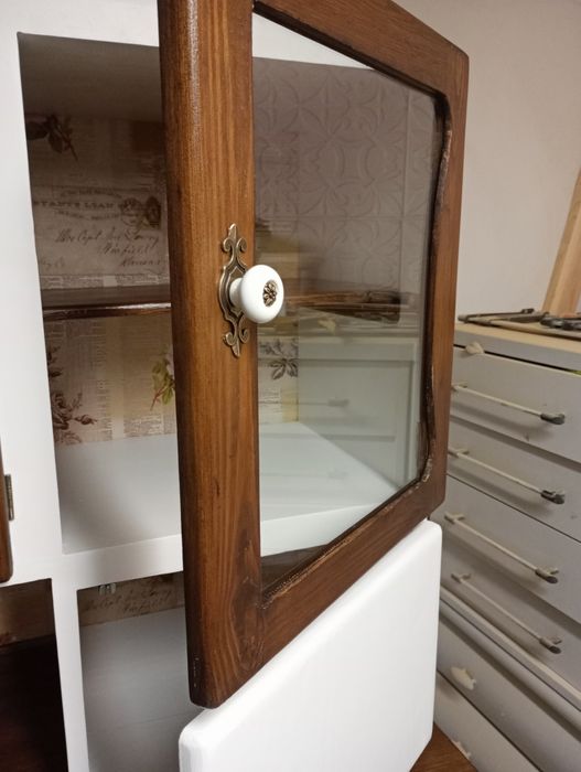 Kredens kuchenny do kuchni byfyj odnowiony