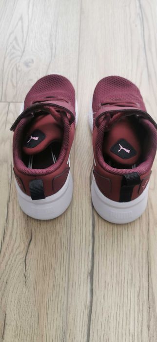 Buty sportowe Puma Roz 27 ( 16,5 cm ). Nowe.