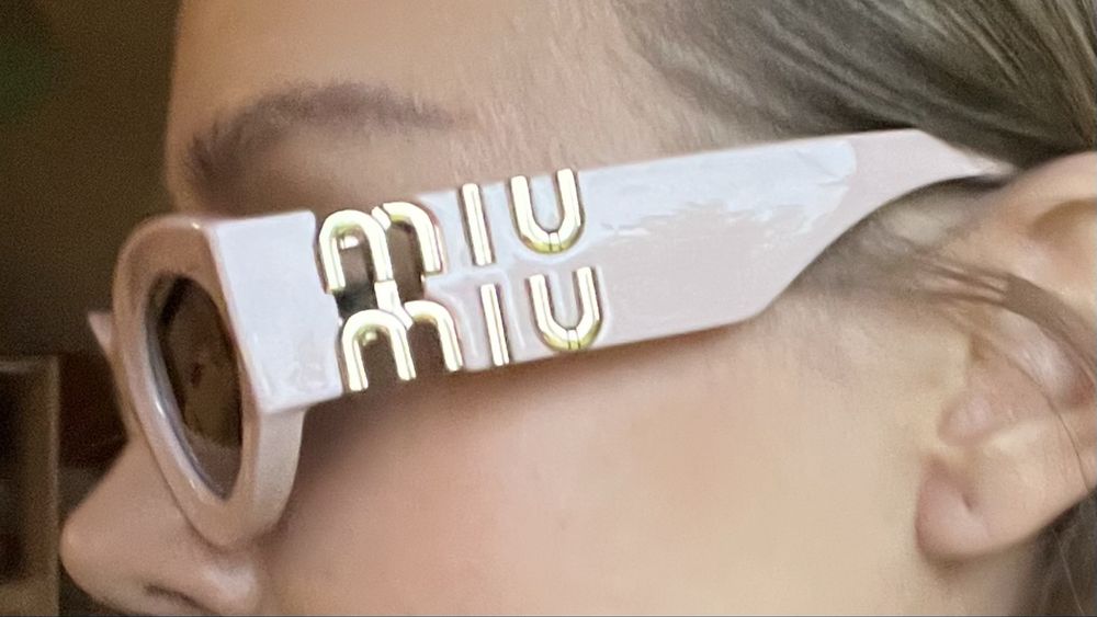 Okulary przeciwsloneczne miu miu