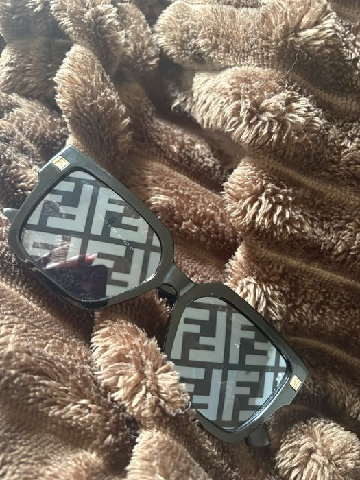 okulary fendi uniwersalne