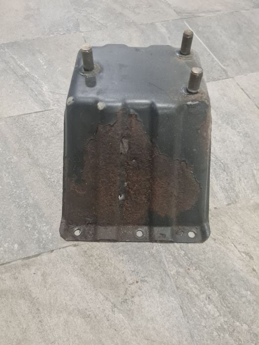 Suporte roda suplente Land Rover Discovery 1 300
