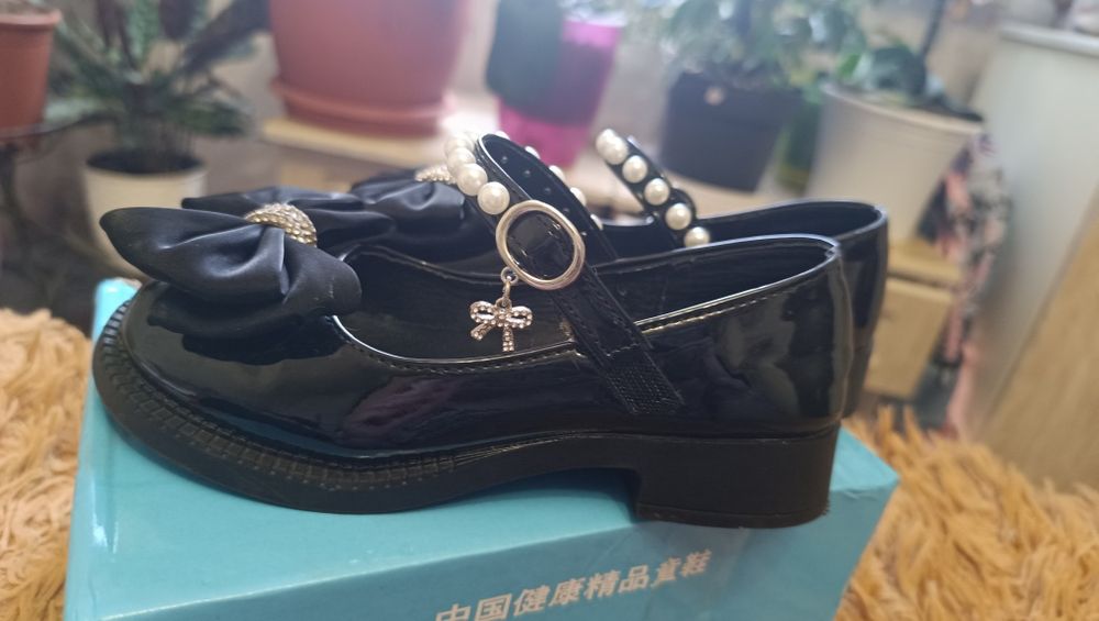 Красиві  туфельки для принцеси