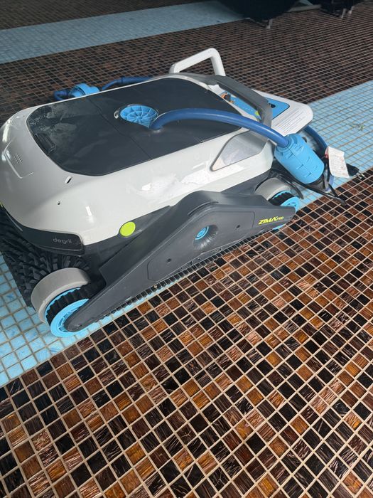 Robot sprzątający do basenu bezprzewodowy,Zima Degrii Pro.Wifi ,Aplikacja,jezdzi po ścianach