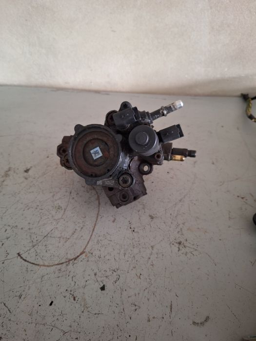 Pompa wtryskowa 2.2 tdci custom transit 
POMPA WTRYSKOWA BK2Q-9B395-BA