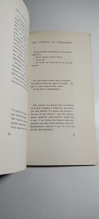 Uma Estética da Banalidade - Raul de Carvalho