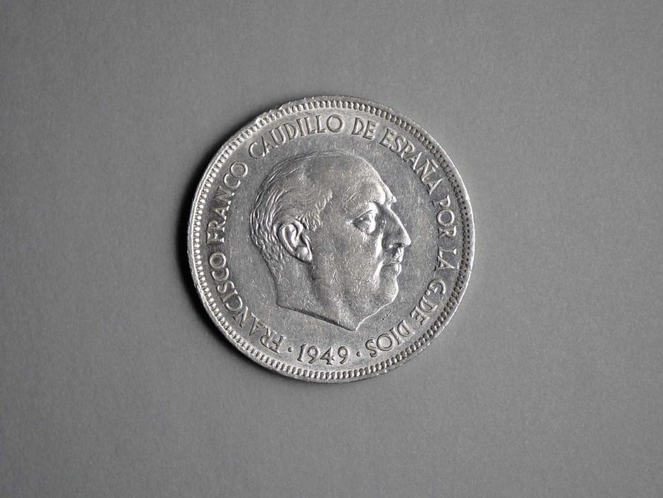 5 Pesetas Coin (Francisco Franco), 1949 Star 49
