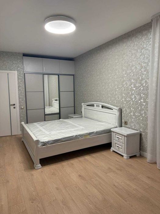 Перша здача 1 кім кв  з ремонтом і паркомісцем по вул. Лінкольна