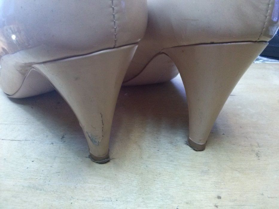 Пошив взуття ,ремонт взуття  та шкіргалантереї,ремонт валіз ,ременів .