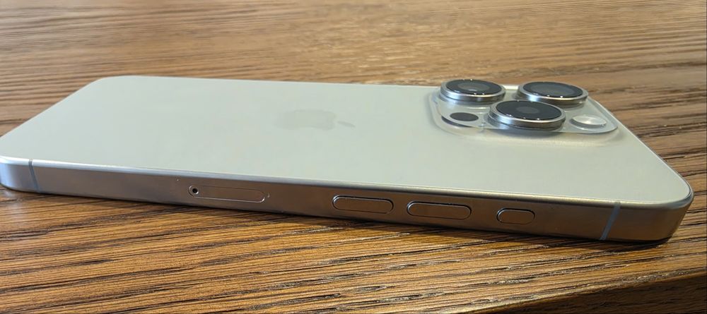 Iphone 15 Pro - 128 GB - Excelente Estado