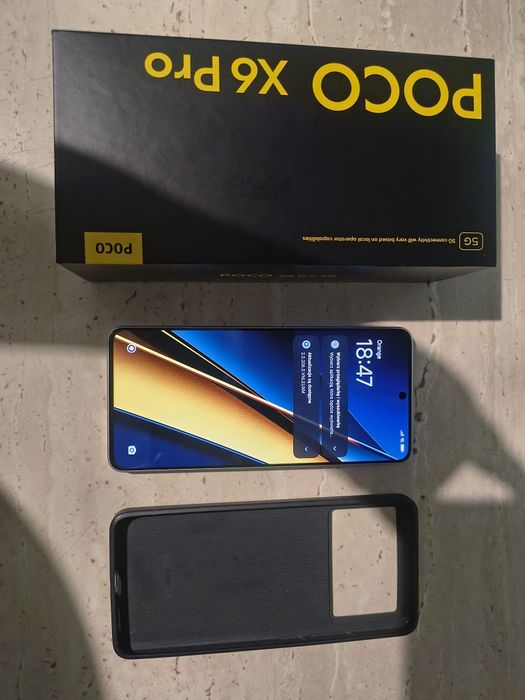 Telefon POCO X6 Pro.