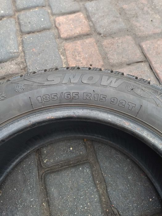 185/65R15 Kormoran Snow 92T XL Dot2921 4szt. zima 7mm.