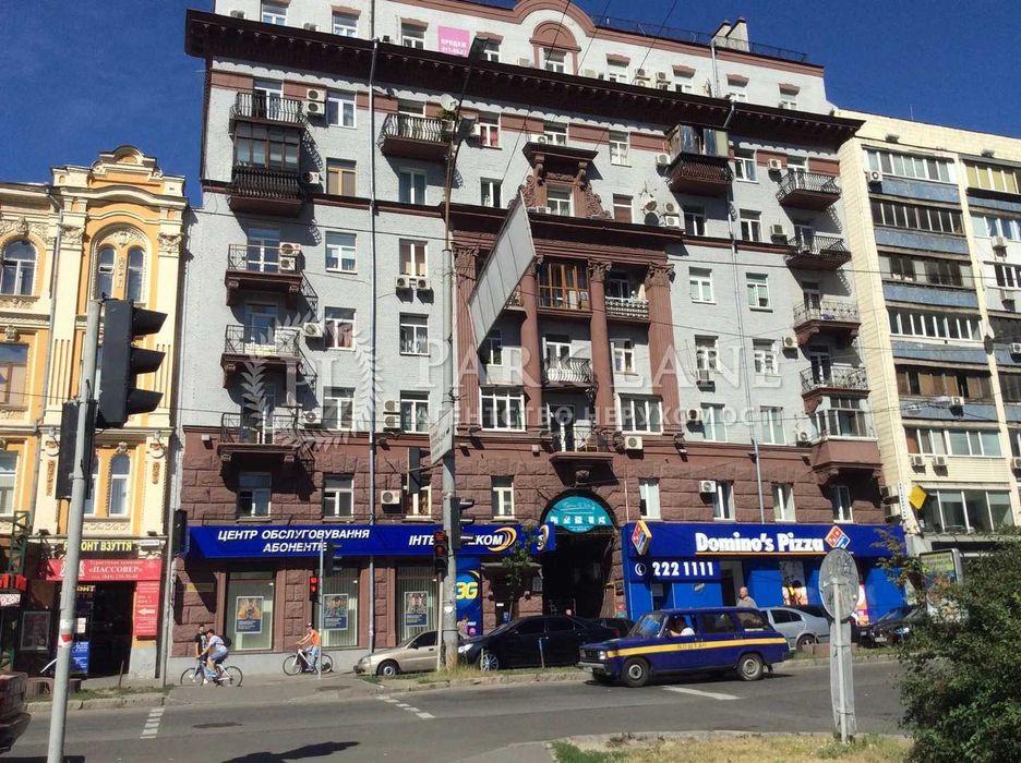 Продаж 3-кімн Басейна вул. 17 Сталінка з ліфтом.ТРЦ Гулівер