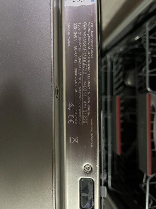 Máquina de Lavar Loiça Bosch SMS4EMI06E/30—Inox