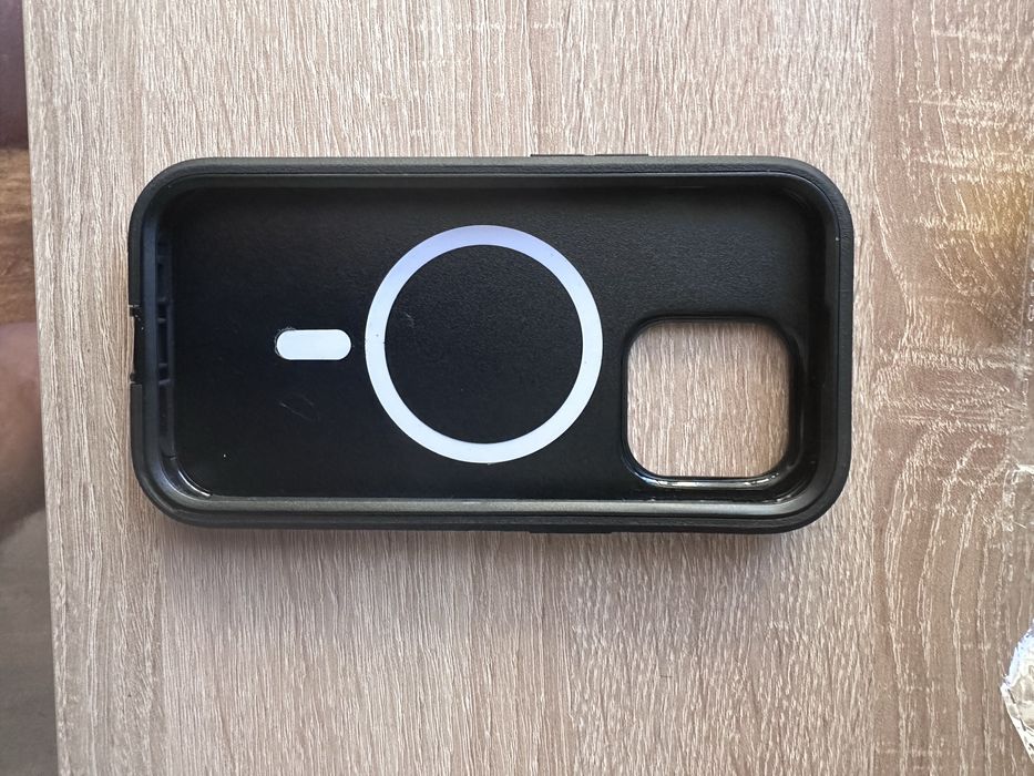 Nowe etui iphone 14 pro