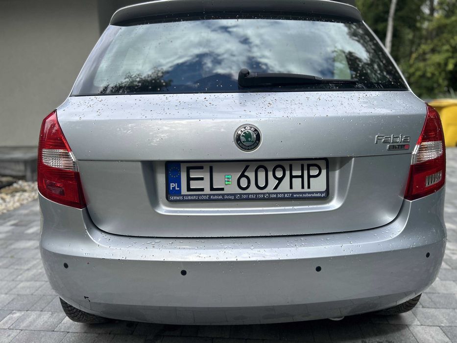 Skoda Fabia II 1.2 – niski przebieg 66 635 km – NOWE OPONY CAŁOROCZNE