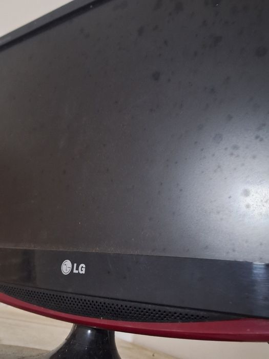 Tv lg para desocupar com urgencia