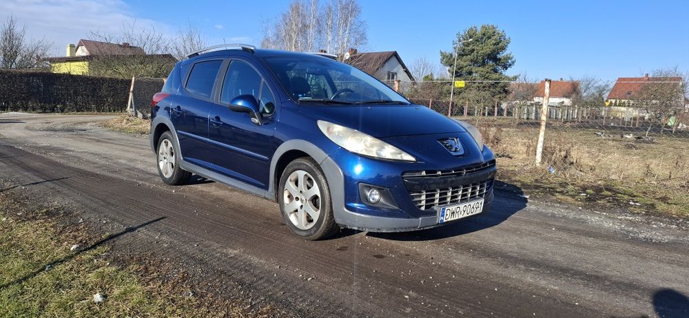 Ładny Peugeot 207 , silnik 1.6 hdi 90KM