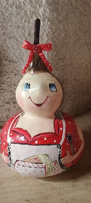 Seis cabaças pintadas a mão