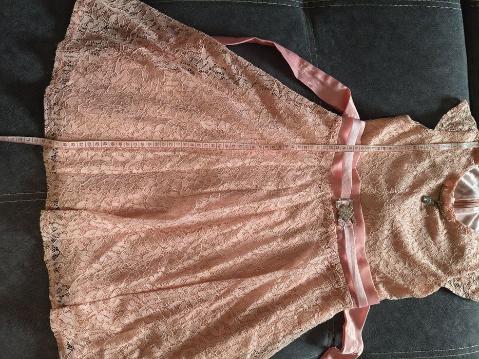 Нарядное  платье