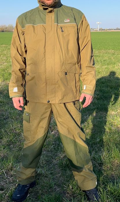 Komplet mysliwski weedkarski  wodoodporny Varde Norway finetex rozmiar