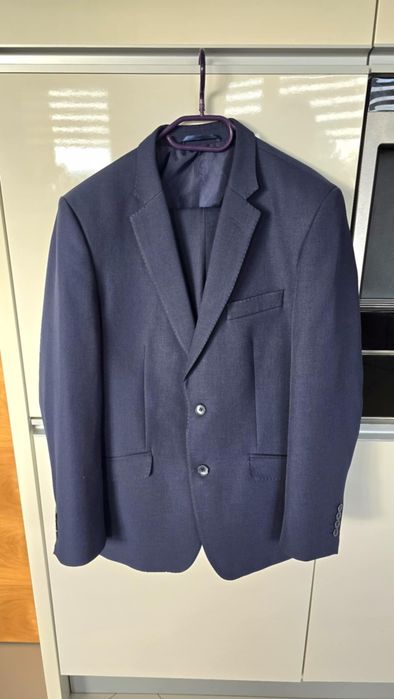 Garnitur męski granatowy