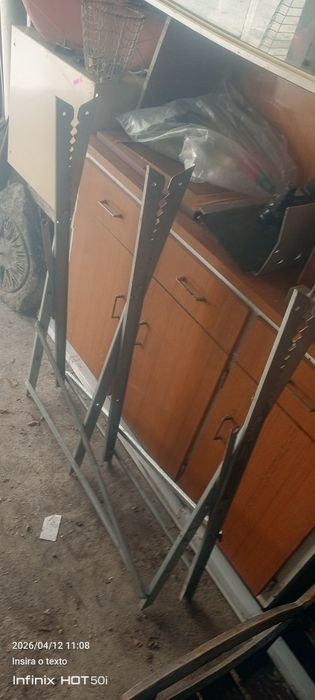 Tripé para cortar lenha