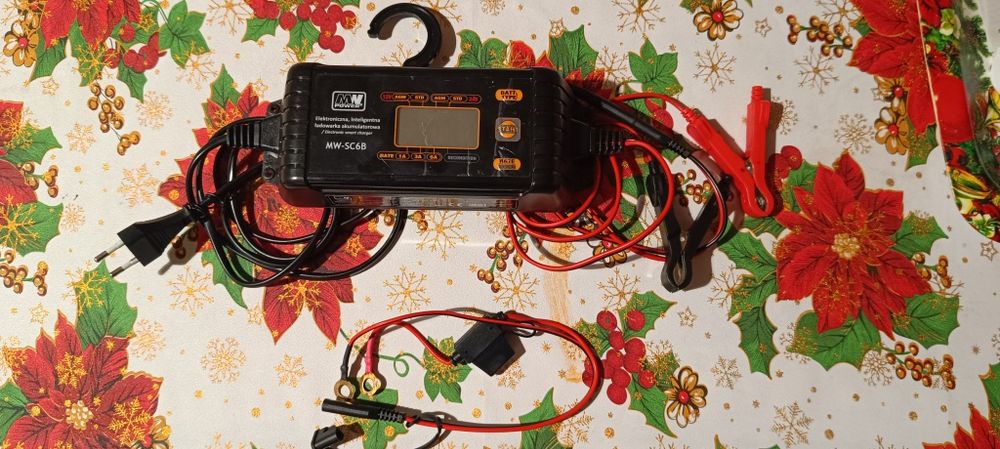 Inteligentna ładowarka MW powerSC6B