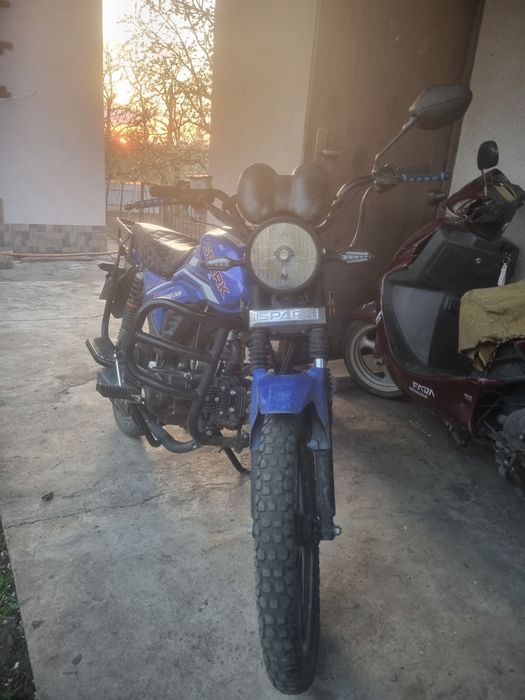 Продам мотоцикл Spark SP 125c-2am