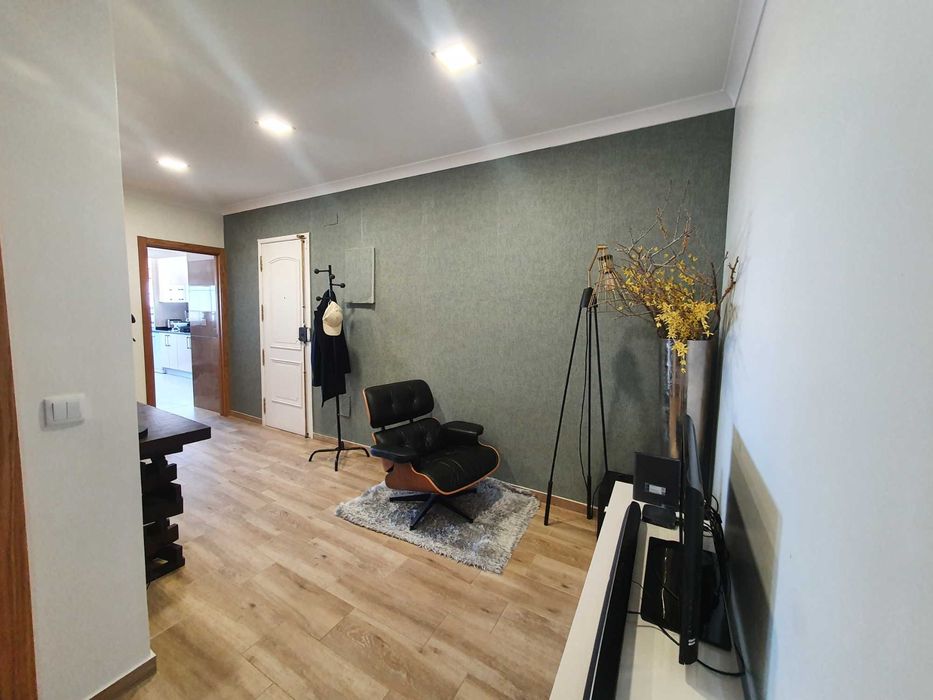 Quarto Laranjeiro para Arrendar