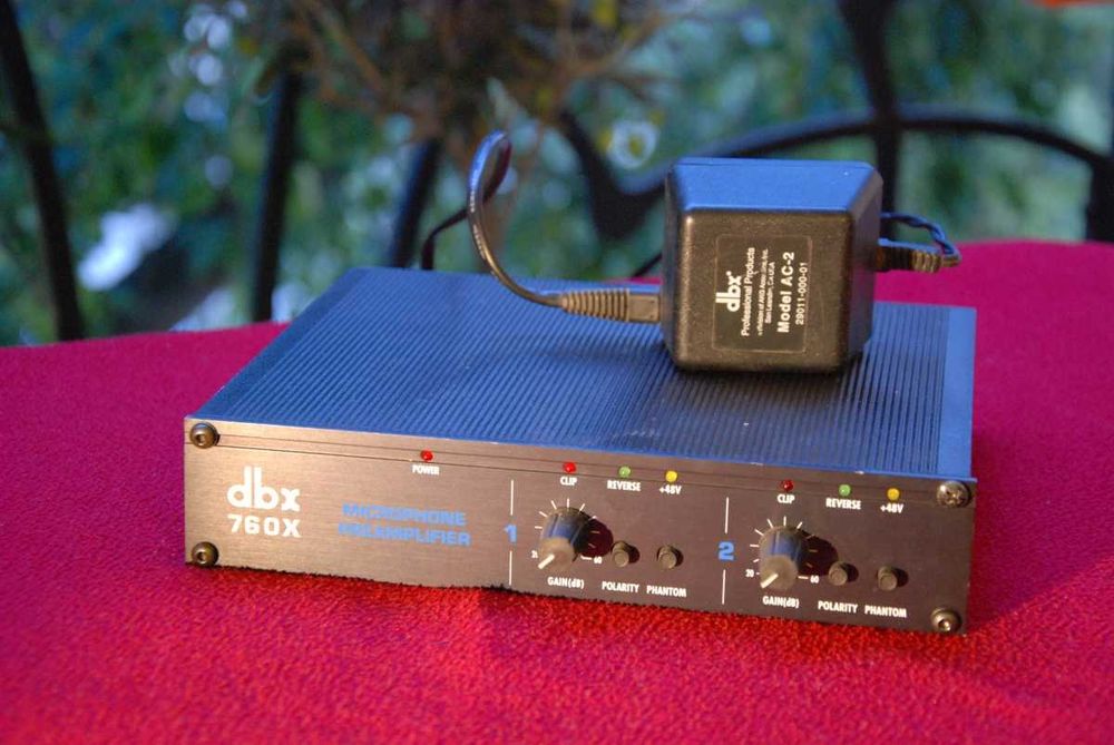 Material de estúdio - AKAI / Alesis / DBX / Monacor/ Simms Watts